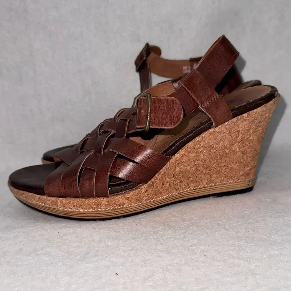 EUC Women’s Indigo by Clarks Brown Leather Slingback Wedges Cork 3.5” Heels 9.5